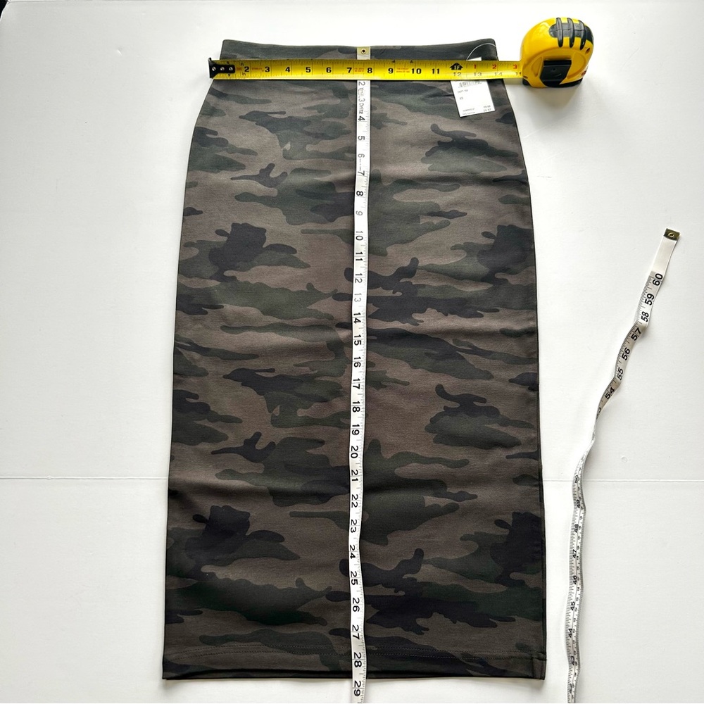 🍒NWT Sanctuary Bodycon Camo Pencil Skirt - Picture 8 of 9